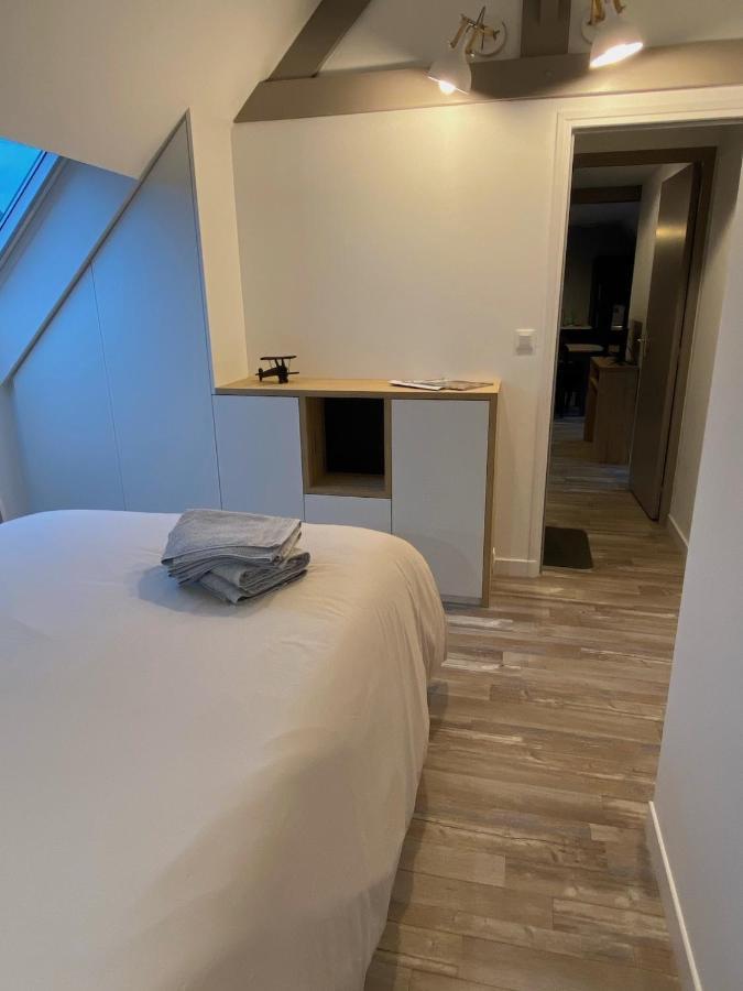 Residence Des 3 Iles, En Plein Centre-Ville, A 5 Min Des Plages, 3 Appartements Neufs Étables Buitenkant foto