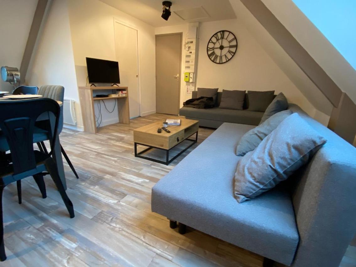 Residence Des 3 Iles, En Plein Centre-Ville, A 5 Min Des Plages, 3 Appartements Neufs Étables Buitenkant foto